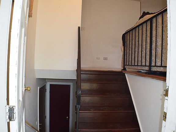 4th image of 157 W Montana Ave