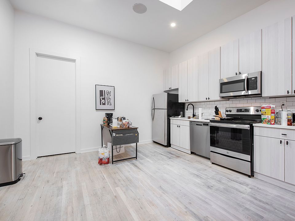 1st image of 6 Stone St APT 5