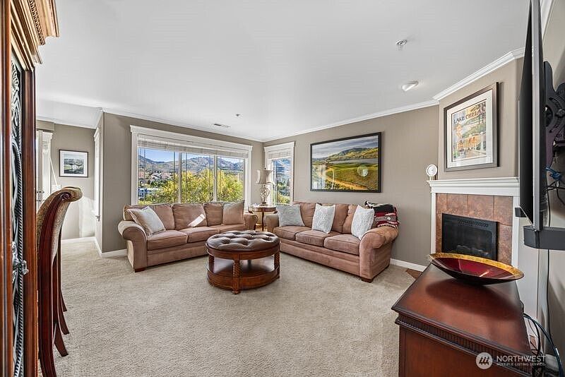 4th image of 230 E Furnham Ave #C3