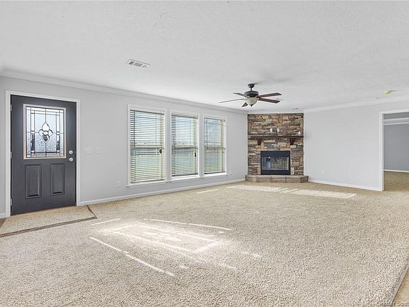 5th image of 1215 N Bridlewood Dr