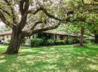 1188 E Oak St, La Grange, TX 78945