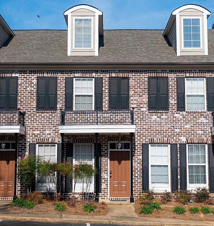 1st image of 903-2206 Anderson Rd