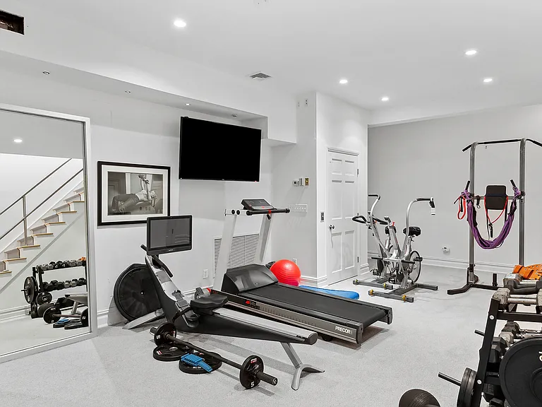 14 Swans Neck Ln — Photo 11