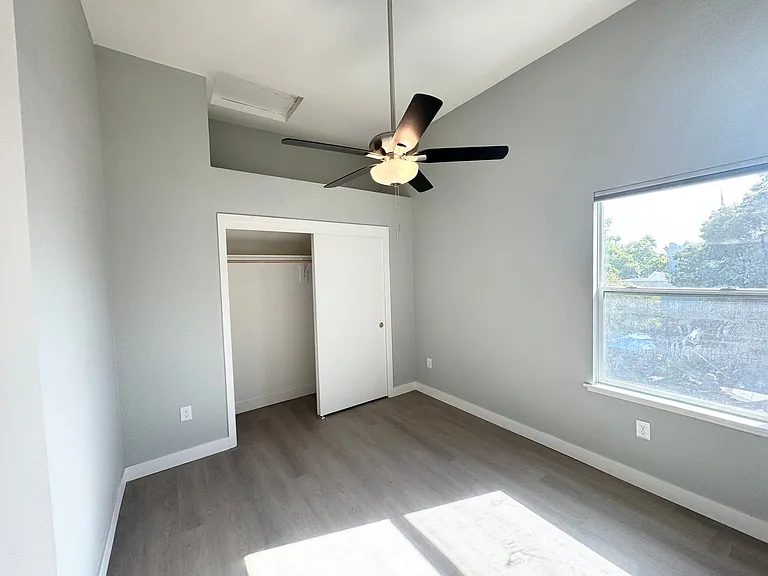 123 S K St — Photo 6