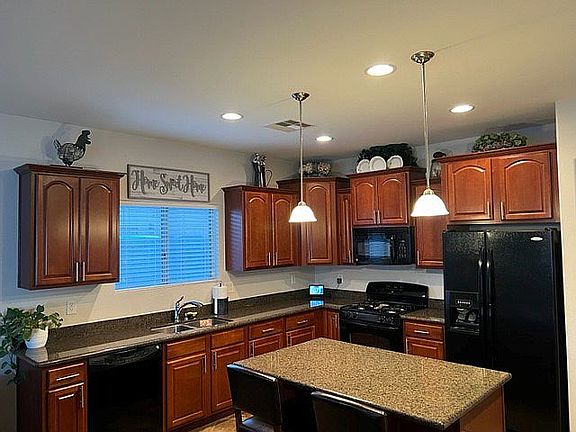 5th image of 18323 W Georgia Ave