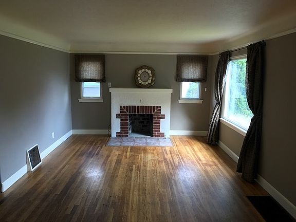 2nd image of 3518 W Kiernan Ave