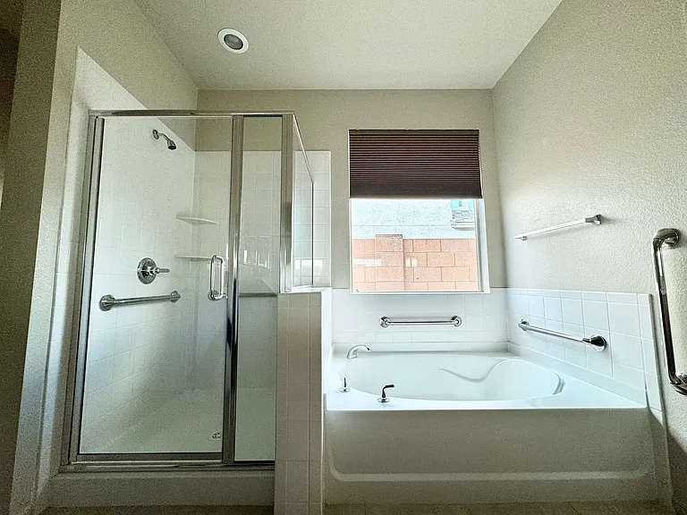 267 Berwick Pl — Photo 9