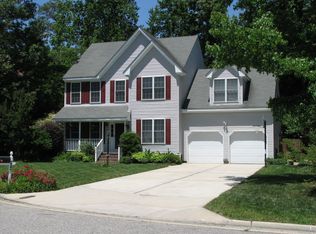 604 Smokestack Ln, Chesapeake, VA 23323