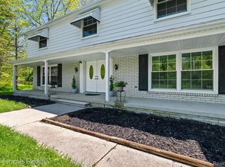 26650 Power Rd, Farmington Hills, MI 48334