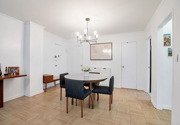 3rd image of 420 E 55th St APT 2M
