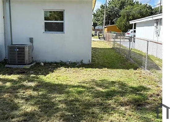 2002 Avenue P — Photo 11