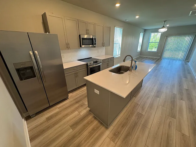 767 Mickelson Way — Photo 8
