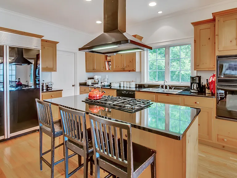 4705 Nassau Point Rd — Photo 5
