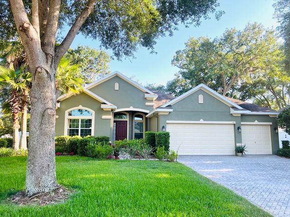 105 E Blue Water Edge Dr