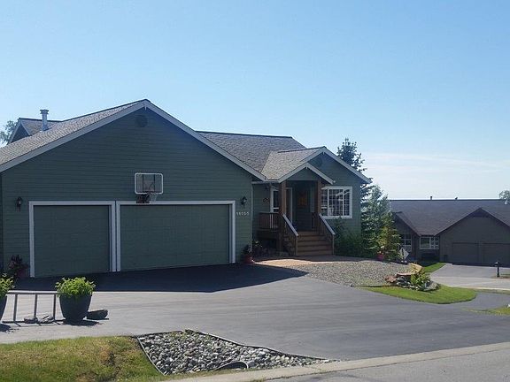 4th image of 16155 Essex Park Dr