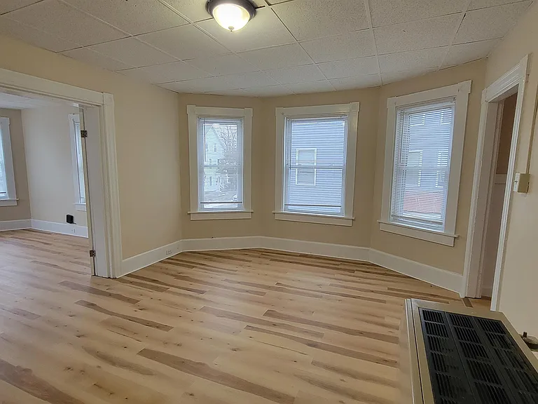 414 Cedar St — Photo 6