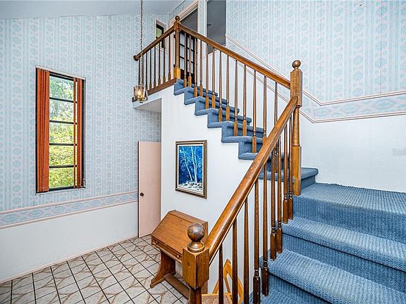 4th image of 1831 Fessler St