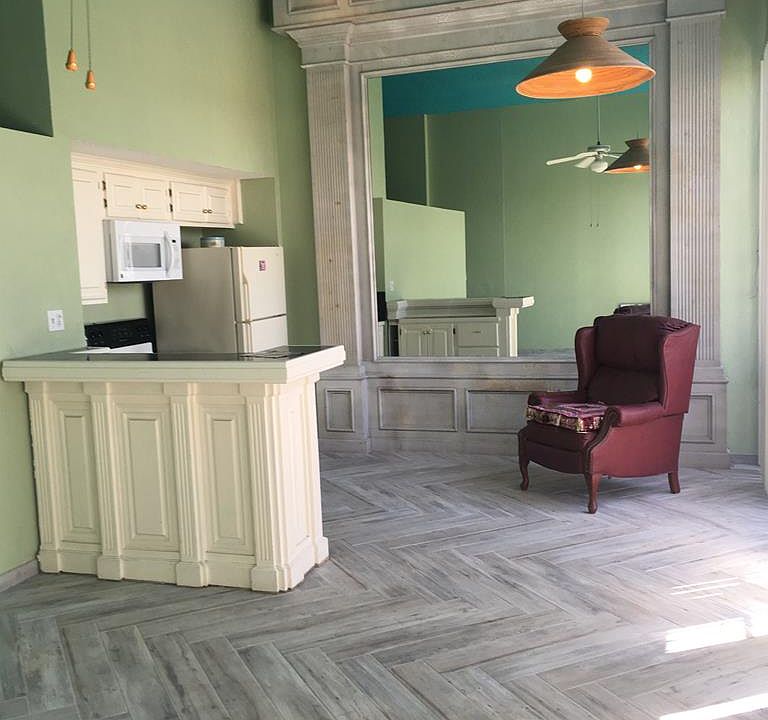 1st image of 1000 Padre Blvd