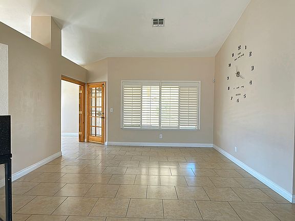 4th image of 6405 Sterling Springs Pkwy