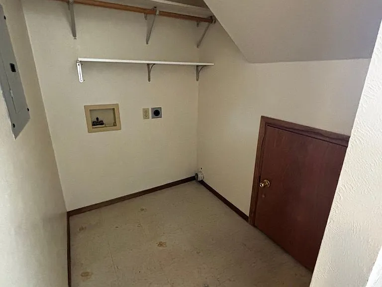 111 Tyler Way — Photo 7