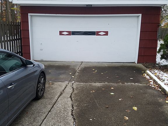 4th image of 16715 Elderdale Dr