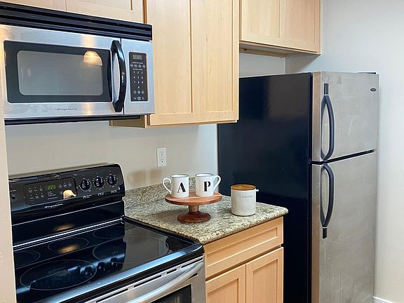3rd image of 6400 Christie Ave APT 5317