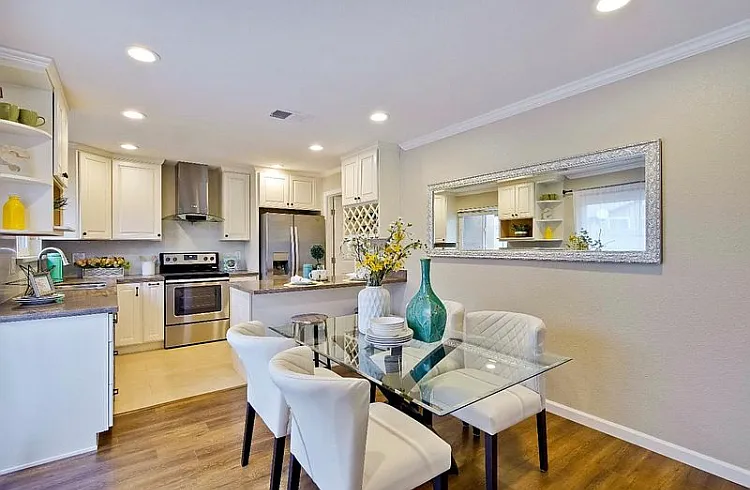 2474 Clear Spring Ct — Photo 6