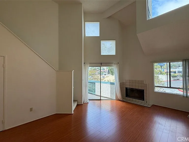 1445 Brett Pl #319 — Photo 2