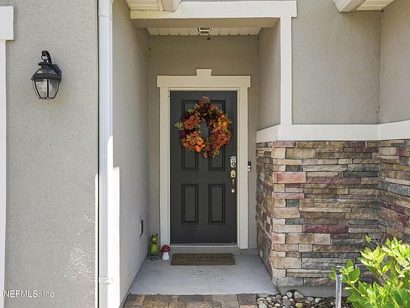 3rd image of 7281 CLAREMONT CREEK Drive