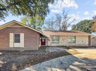 1330 Doncaster St, Irving, TX 75062