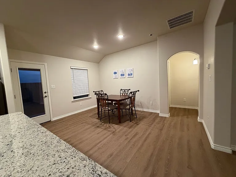 1416 Bajada St — Photo 3