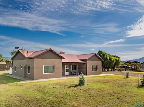 236 Hart Ave, Raton, NM 87740