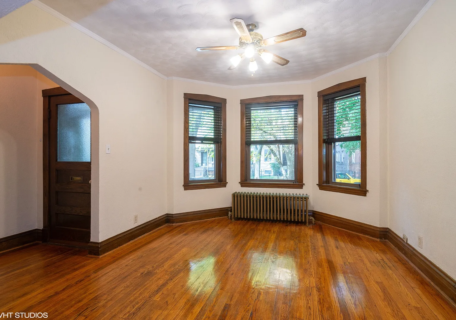 2 bed, 1200 sqft, $2,650 — Photo 2