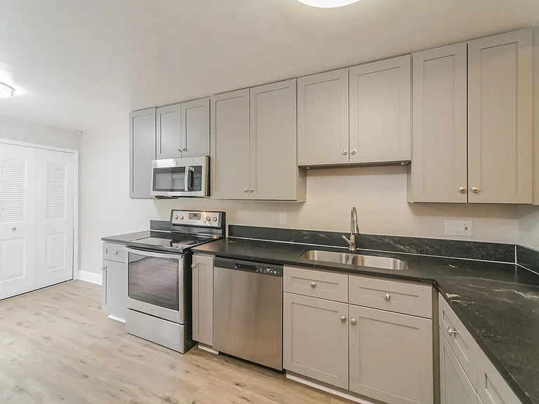 703 Drywood Ave — Photo 8