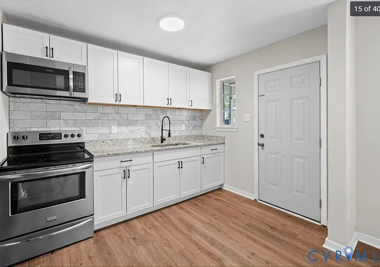 Charming 2BR Duplex in Richmond — Photo 4