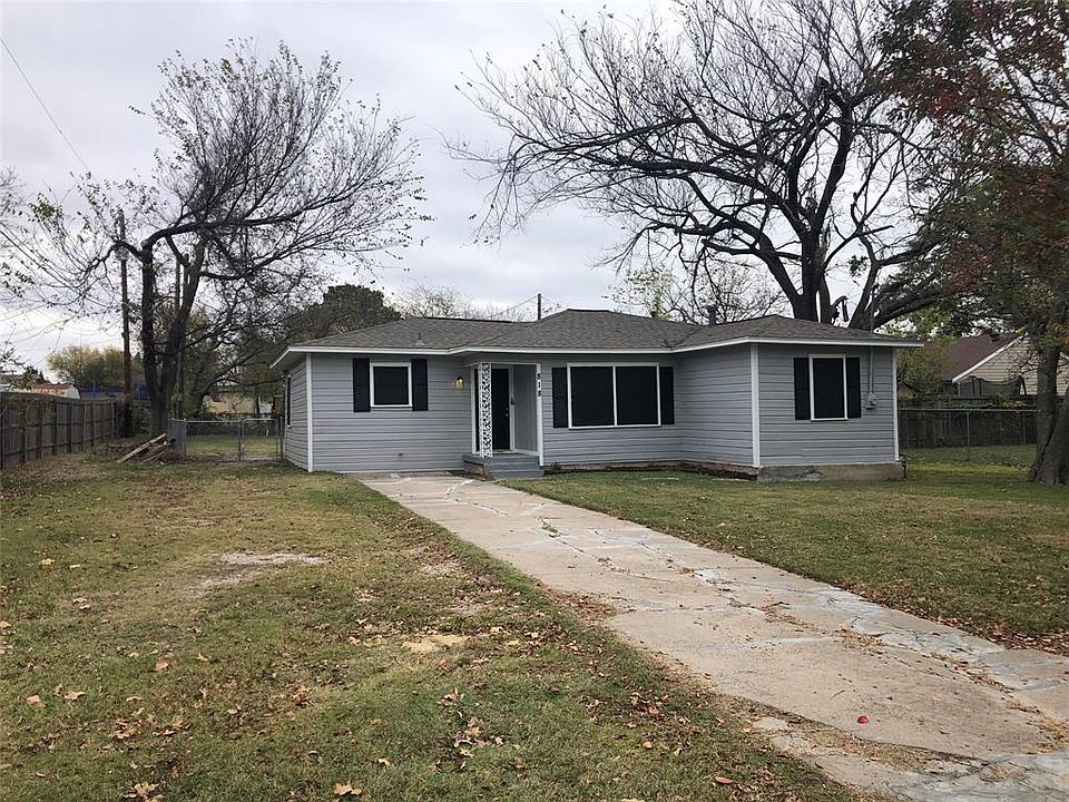 1st image of 818 N Saint Augustine Dr