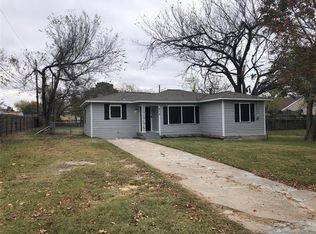 818 N Saint Augustine Dr, Dallas, TX