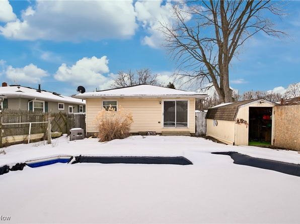 2065 Hackberry St, Akron, OH 44301
