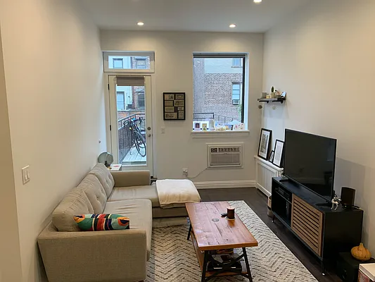 Rented by CNYC Apartments | media 49
