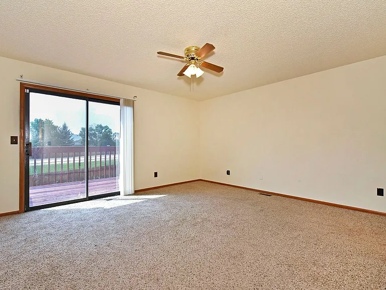 3729 Thundercloud Dr — Photo 11