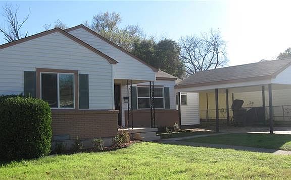 4th image of 3012 Shadow Wood Dr