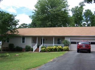 212 Tanglewood Ct, Spartanburg, SC 29303