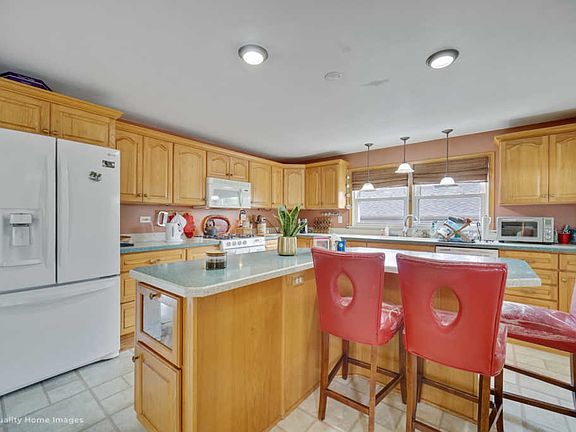 5th image of 13730 S Lavergne Ave