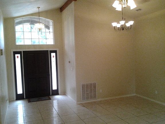 5th image of 315 Morris St