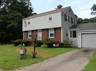 3 Pinecrest Rd, Abington, MA 02351