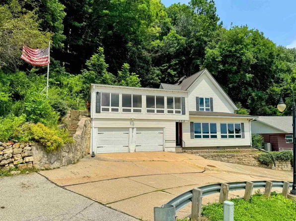 302 North Street, Marquette, IA 52158