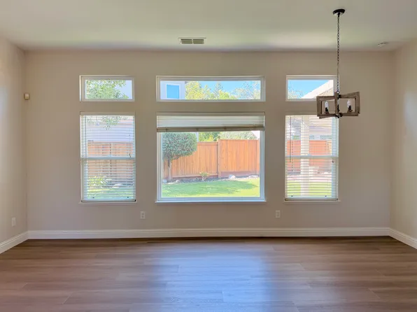 3628 Grand Point Ln, Elk Grove, CA 95758