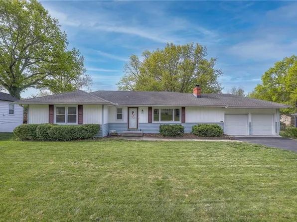 1001 W 97th Ter, Kansas City, MO 64114