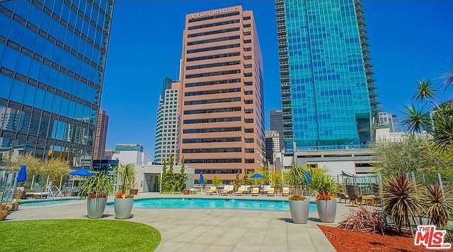 1st image of 901 S Flower St Unit 304