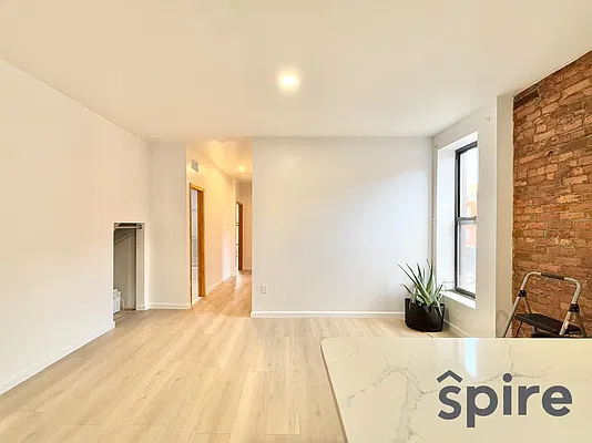 Rented by Spire Group | media 7